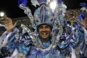 432319_165670320217876_635619193_n