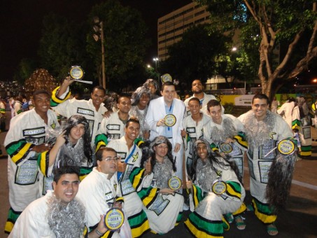 16363_10151411077593996_933932429_n