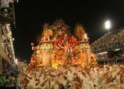 Sambódromo em 30 Atos: “2008: Livre de acusações, Beija-Flor leva mais um caneco” beijaflor2008c