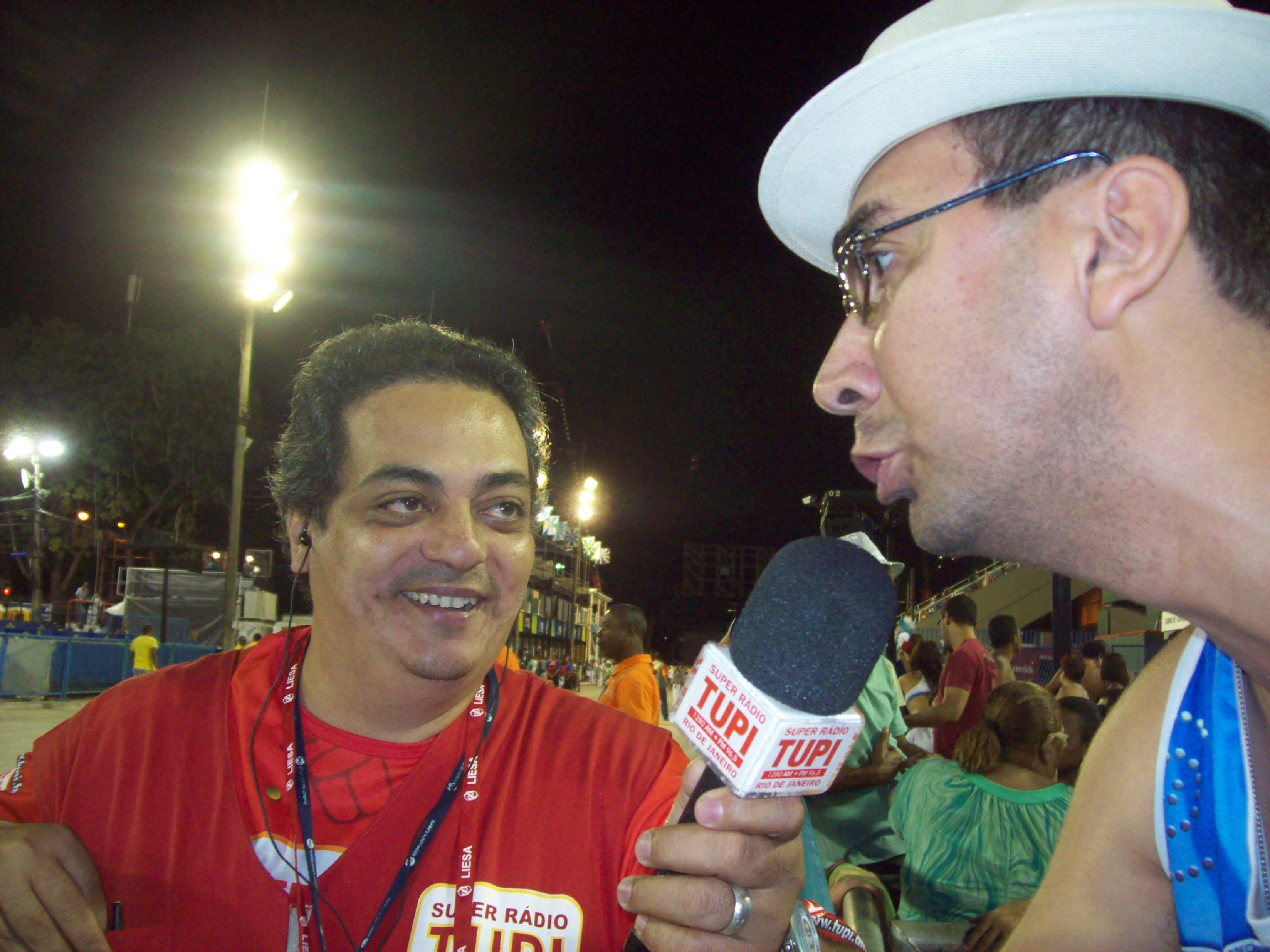 Primeiro casal do Tuiuti tem nova coreógrafa para o Carnaval 2023 - Super  Rádio Tupi