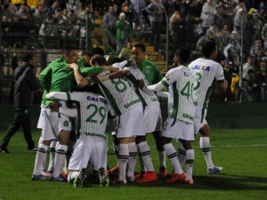 chapecoense-comemoracao-divulgacao-640x480