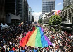 Daniela Mercury e Anitta vão comandar Parada LGBT em São Paulo parada-lgbt-2016