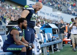 Racismo, Trump e NFL: Parte II bennett-sitting-ap-img